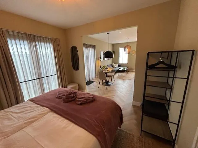 Apartment Ferienwohnung The Oyster House With Private Parking Zandvoort