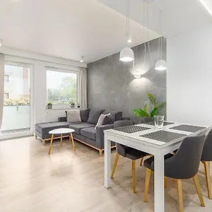 https://apartament-blizej-morza-premium-iii.kolobrzeghotels.com